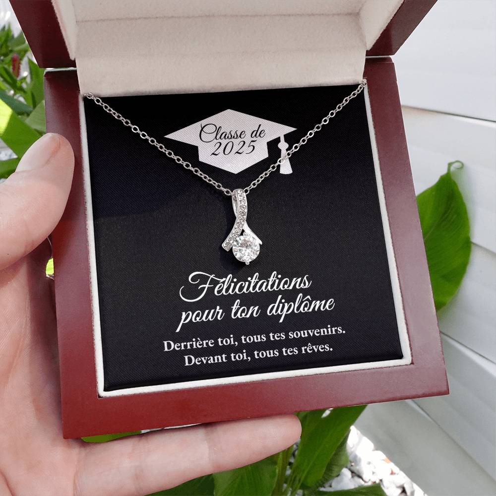 Félicitations pour ton diplôme - Devant toi, tous tes rêves.