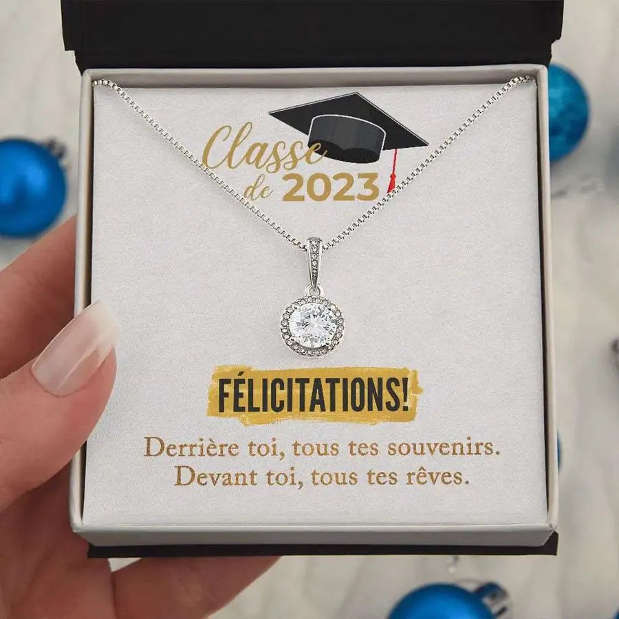 Cadeau de graduation. Un collier en or blanc 14k orné de pierre de zircon AAA. Coffret-cadeau et carte de message sentimentale inclus.