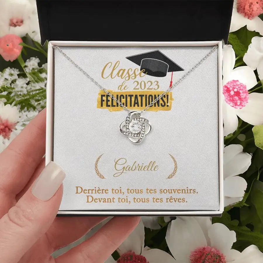 Collier De Graduation Personnalisé | Ajoutez le nom de la diplômée ✨🎓