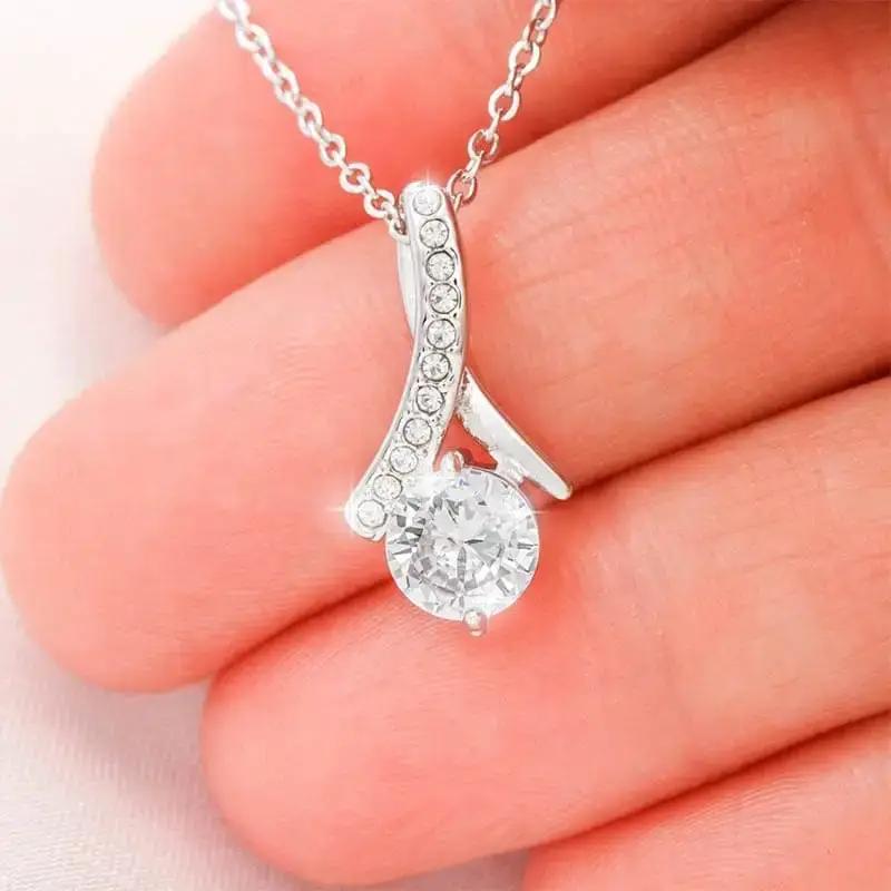 Collier en or blanc personnalisée pour femme